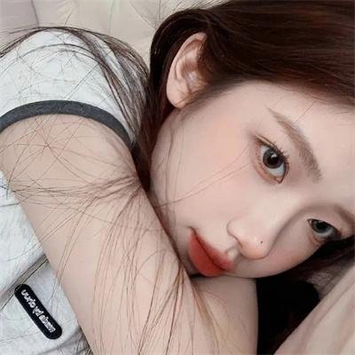 黑影窥窗